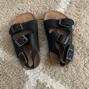 Toddler black sandals